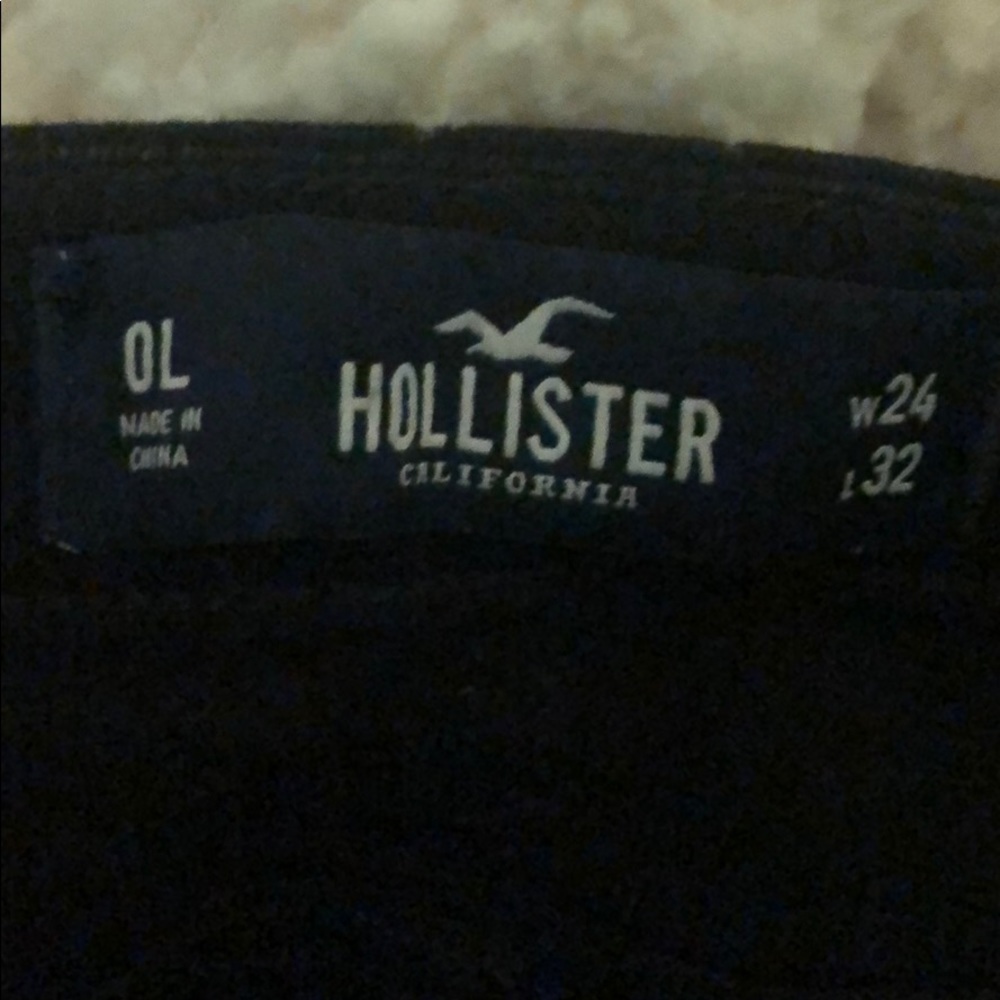 Super Skinny High Rise Ripped Jeans - Picture 3 of 4